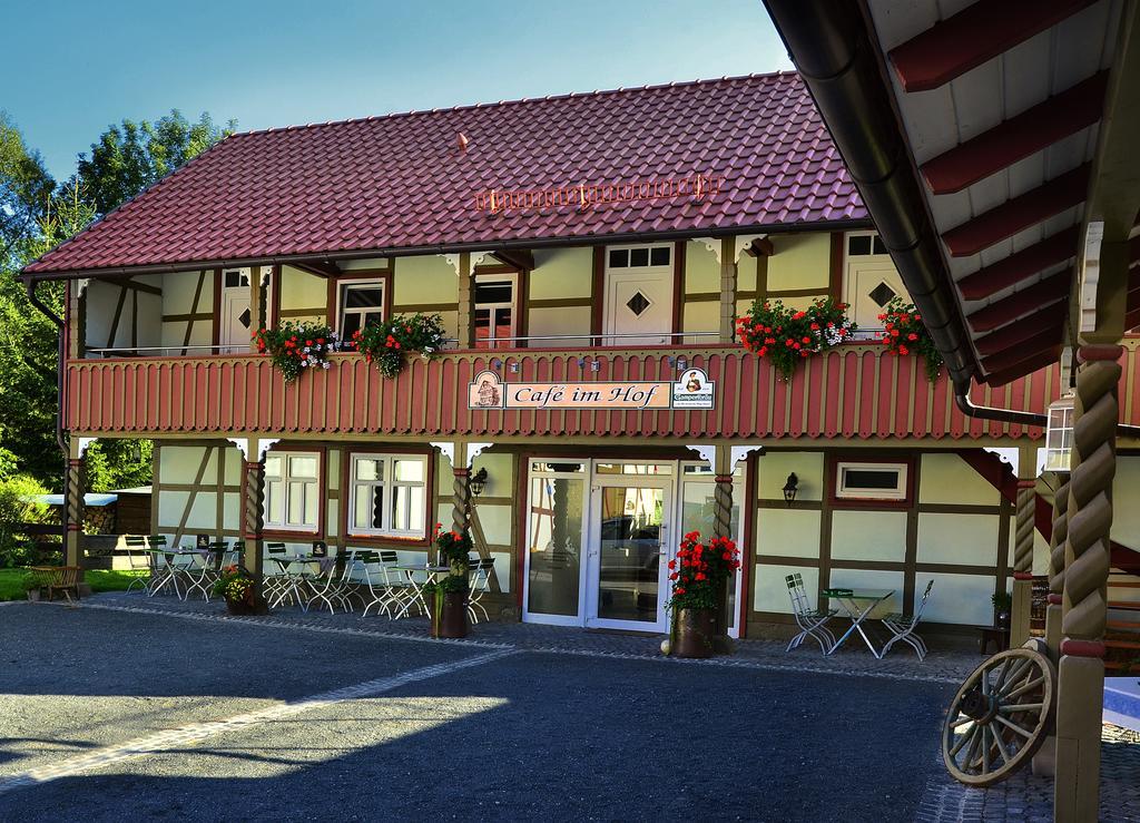 Cafe Im Hof- Bed & Breakfast Streufdorf Екстер'єр фото