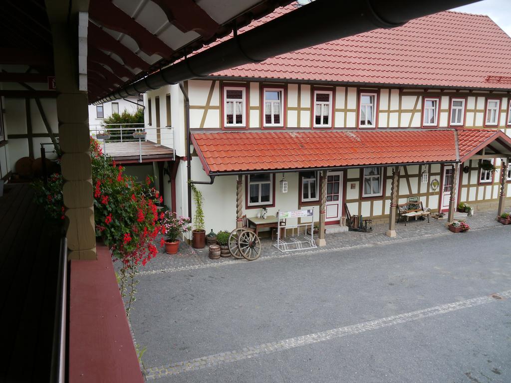 Cafe Im Hof- Bed & Breakfast Streufdorf Екстер'єр фото