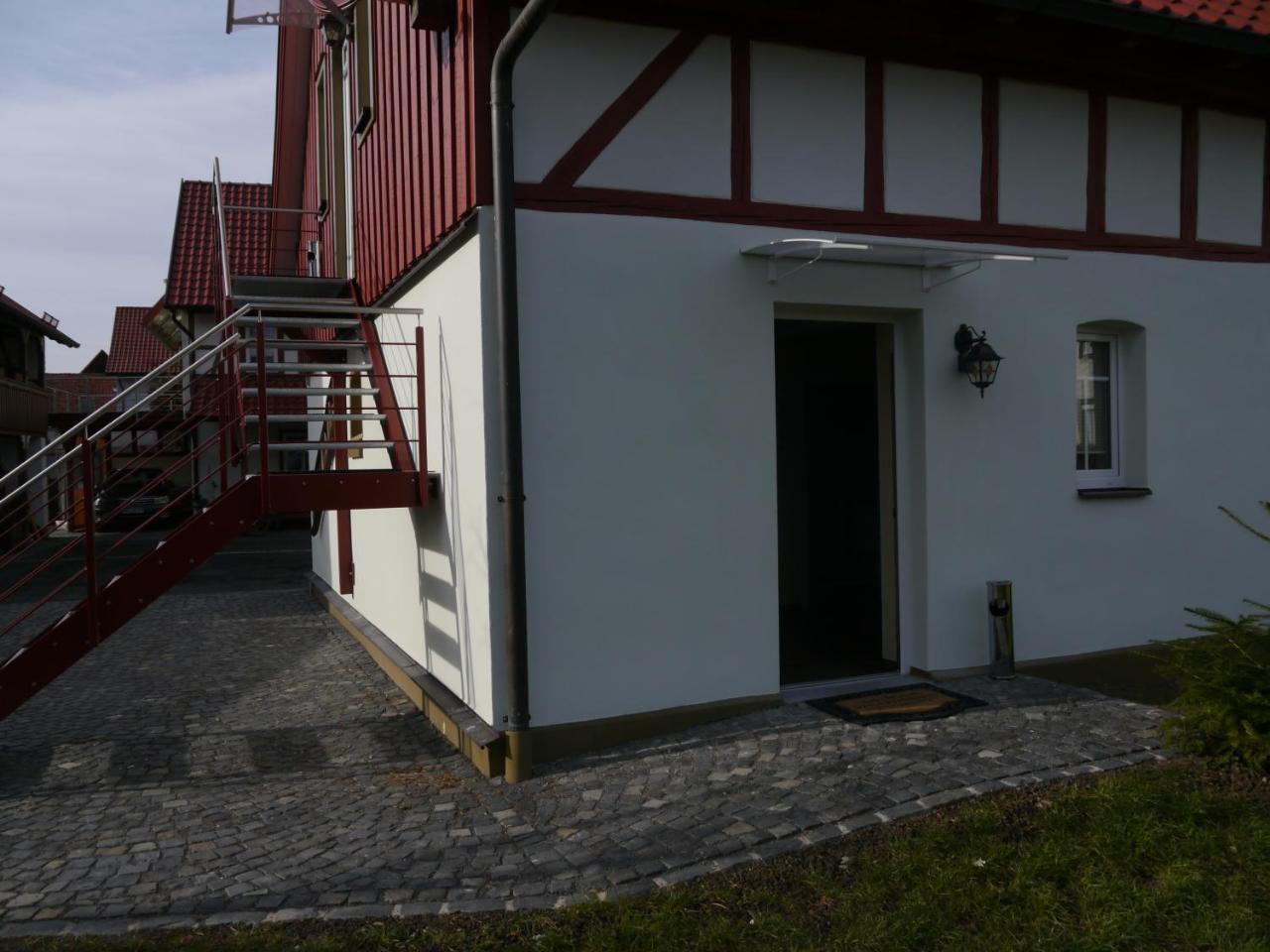 Cafe Im Hof- Bed & Breakfast Streufdorf Екстер'єр фото